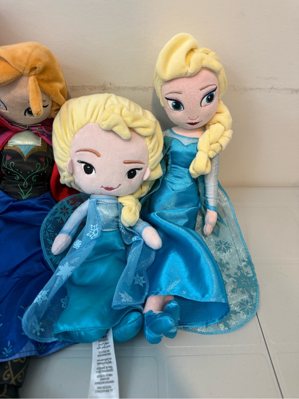 Disney Frozen Plush Set - Picture 2 of 16